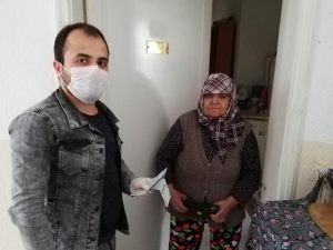 ’Biz Bize Yeteriz Türkiyem’ Kampanyasına Behane Teyzeden Anlamlı Destek