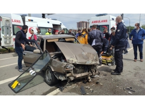 3 Aracın Karıştığı Kazada 1 Kişi Yaralandı