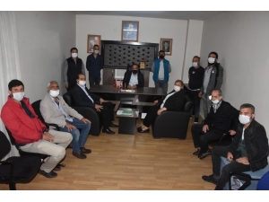 Başkan Erdem’den Kuaför Ve Berberlere Destek Sözü