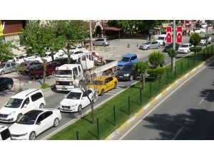 Mardin’de Kısıtlama Sonrası Yoğun Trafik