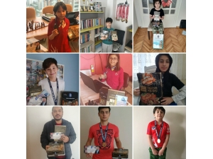 Satranç Turnuvasında Dereceye Girenler Ödüllerini Aldı