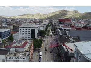 Van Büyükşehir Belediyesi, Cumhuriyet Ve Maraş Caddelerini Yenileyecek