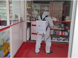 Hakkari’de Eczaneler Dezenfekte Edildi