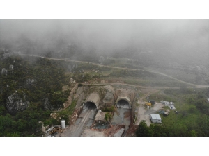 Ege’nin En Büyük Projelerinden Honaz Tüneli 2021’de Faaliyete Geçiyor