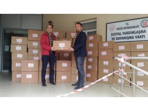 Hayırsever İş Adamından Gıda Yardımı