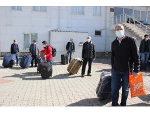 Karaman’da Karantina Süreci Tamamlanan 154 Kişi Memleketlerine Gönderildi