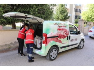 Elazığ’da Vefa Ekibi Badem Şekeri Ve Işkınla Gönüllere Dokundu
