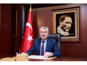 Hayır Yapmak İsteyen İle İhtiyacı Olan Şefkat Köprüsü’nde Buluşuyor