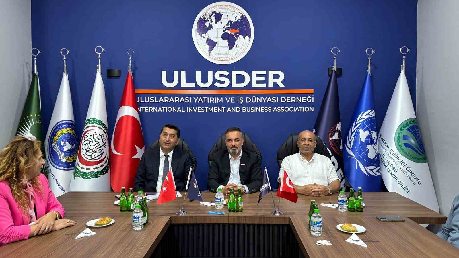 boyraz-dan-ulusder-e-ziyaret-malatya-nin-kaybedecek-zamani-yok