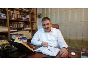 Sunar Gençlerle Söyleşti