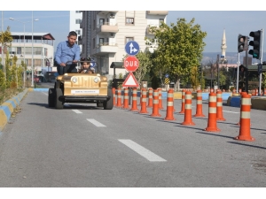 Tollu: “Trafikte Kurallara Uyulmadığı İçin Birçok İnsanın Yaşam Hakkı Elinden Alınıyor”