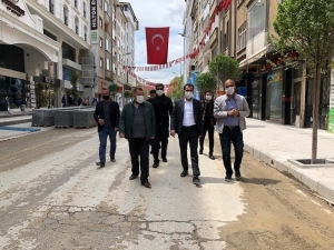 Başkan Şerifoğulları, Yenileme Çalışmalarını İnceledi