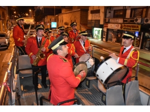Amasya, 156 Yıldır Sahura Bando Şarkıları İle Uyanıyor