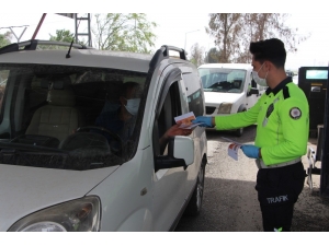 Silopi’de Trafik Polisleri Şoförleri Bilgilendirdi