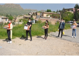 Mardinli Yardımseverlerden Süryani Aileye Destek