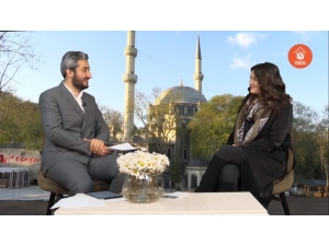Eyüpsultan’da Sosyal Medya Yayınlarının Konuğu Anjelika Akbar Oldu