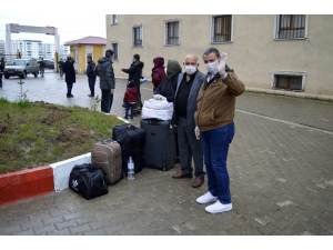 Karantina Süresi Dolan Vatandaşlardan Duygusal Veda