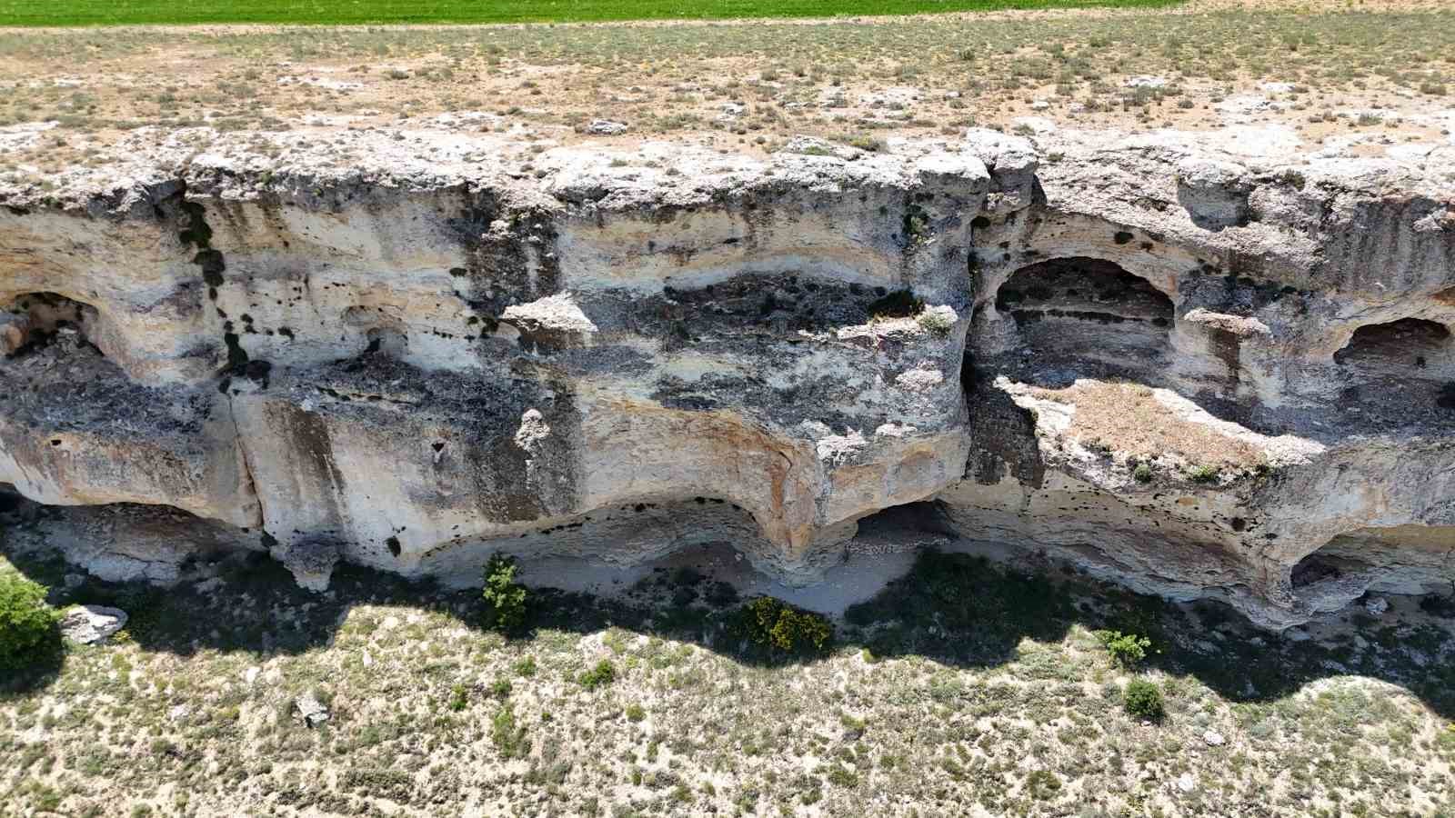 malatya-da-anadolu-nun-en-eski-resimli-magaralarindan-biri-bulundu
