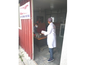 Mut’ta Sanayi Esnafına Maske Dağıtıldı