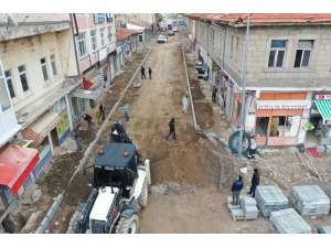 Diriliş Meydanı Ve Kasaplar Çarşısında Altyapı Çalışmaları Tamamlandı