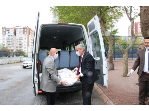 19 Adet Okulda İhtiyacı Olanlara Bin 100 Çuval Un Dağıtıldı