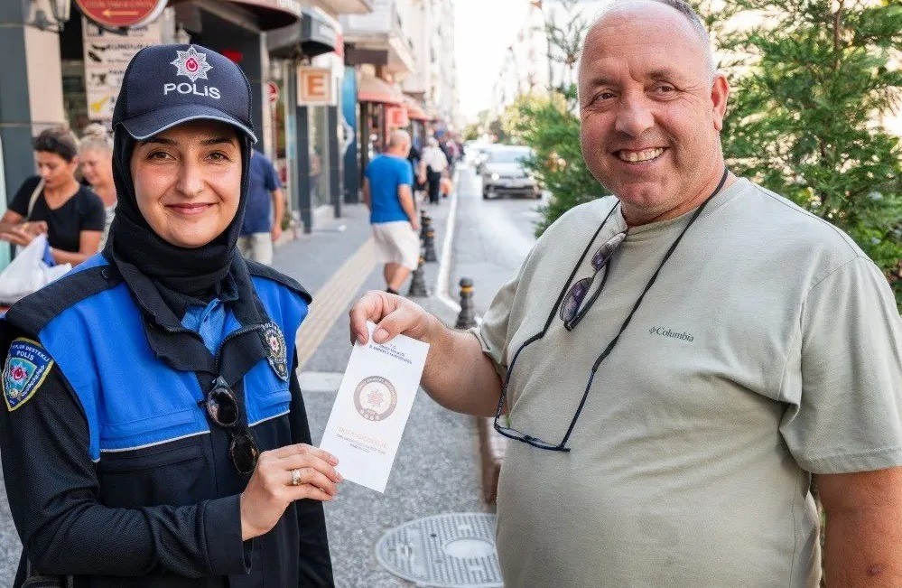 sinop-ta-polis-vatandaslari-bilgilendirdi