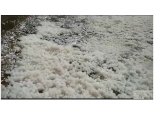 Hakkari’de Dolu Yağışı