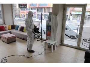 Ağrı’da Berber Ve Kuaförler Dezenfekte Edildi