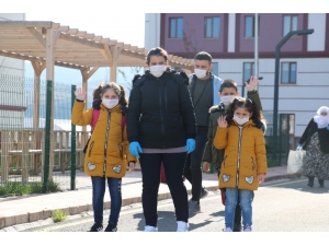 Karantina Süreçleri Biten Vatandaşlar, 14 Günlük Süreci Duygu Dolu Sözlerle Anlattı