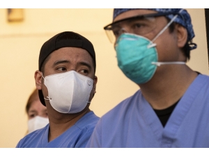 Abd’de Korona Virüsten Ölenlerin Sayısı 75 Bine Yaklaştı