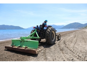 Marmaris Plajları Sezona Hazırlanıyor