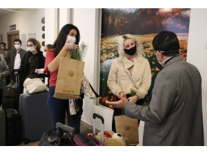 Bolu’da, Karantinası Biten 353 Kişi Memleketlerine Gitti