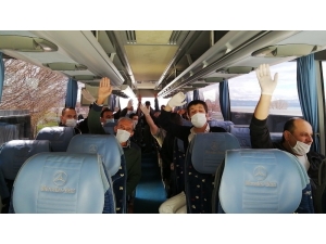 Van’da Karantina Süresi Dolan 248 Kişi Daha Evlerine Uğurlandı