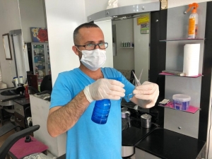 Mardin’de Açılışa Gün Sayan Berberler Hazırlıklara Başladı