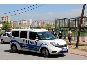 Basketbol Sahasındaki Adamı Gören Şok Oldu