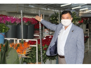 Çiçekçiler Anneler Günü’ne Hazır