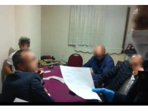 Sosyal Mesafe Kuralına Uymayan 25 Kişiye Ceza Kesildi