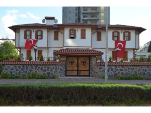 Devlet Bey Konağı, Bahçeli’yi Bekliyor