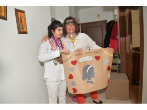 Çukurova Belediyesi “Yılın Annesi”ni Belirledi