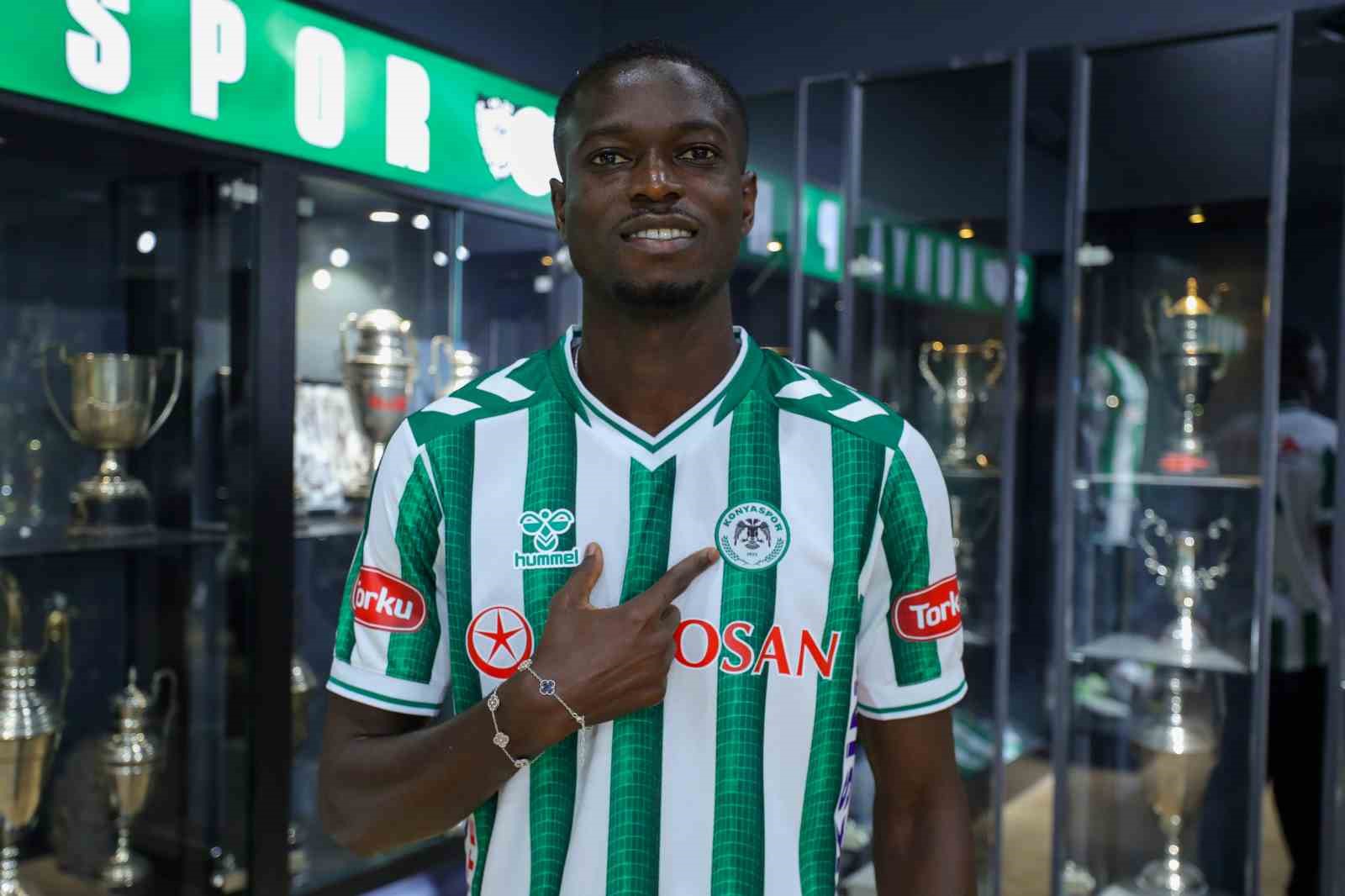 konyaspor-ebrima-colley-transferini-acikladi