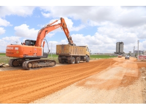 Karaman Belediyesi Alt Ve Üst Yapı Çalışmalarına Devam Ediyor