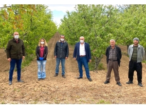 Bayram, Üreticiyi Bilgilendirmeye Devam Ediyor