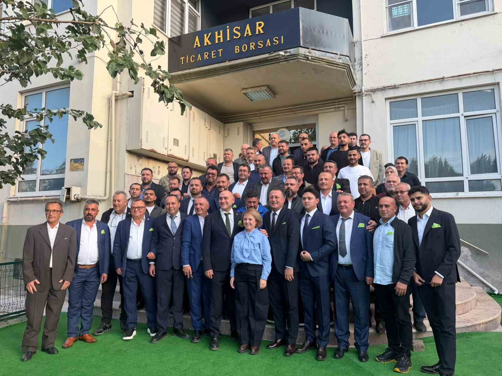 akhisar-ticaret-borsasi-nda-baskan-alhat-guven-tazeledi