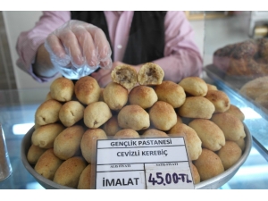 Tarsus’ta Kerebiç Tatlısına Talep Attı