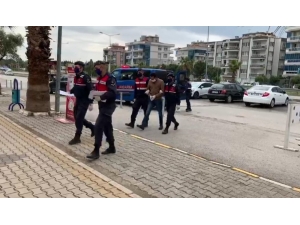 15 Farklı Suçtan Aranan Şahıs Sahte Kimlikle Yakalandı