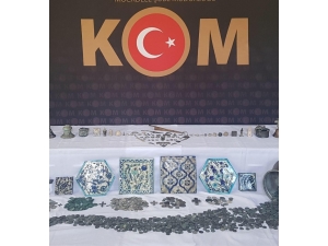 Tokat’ta Bin 381 Parça Tarihi Eser Ele Geçirildi