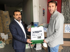 Şanlıurfa’da Binlerce Aileye Dezenfektan Ve Gıda Yardımı