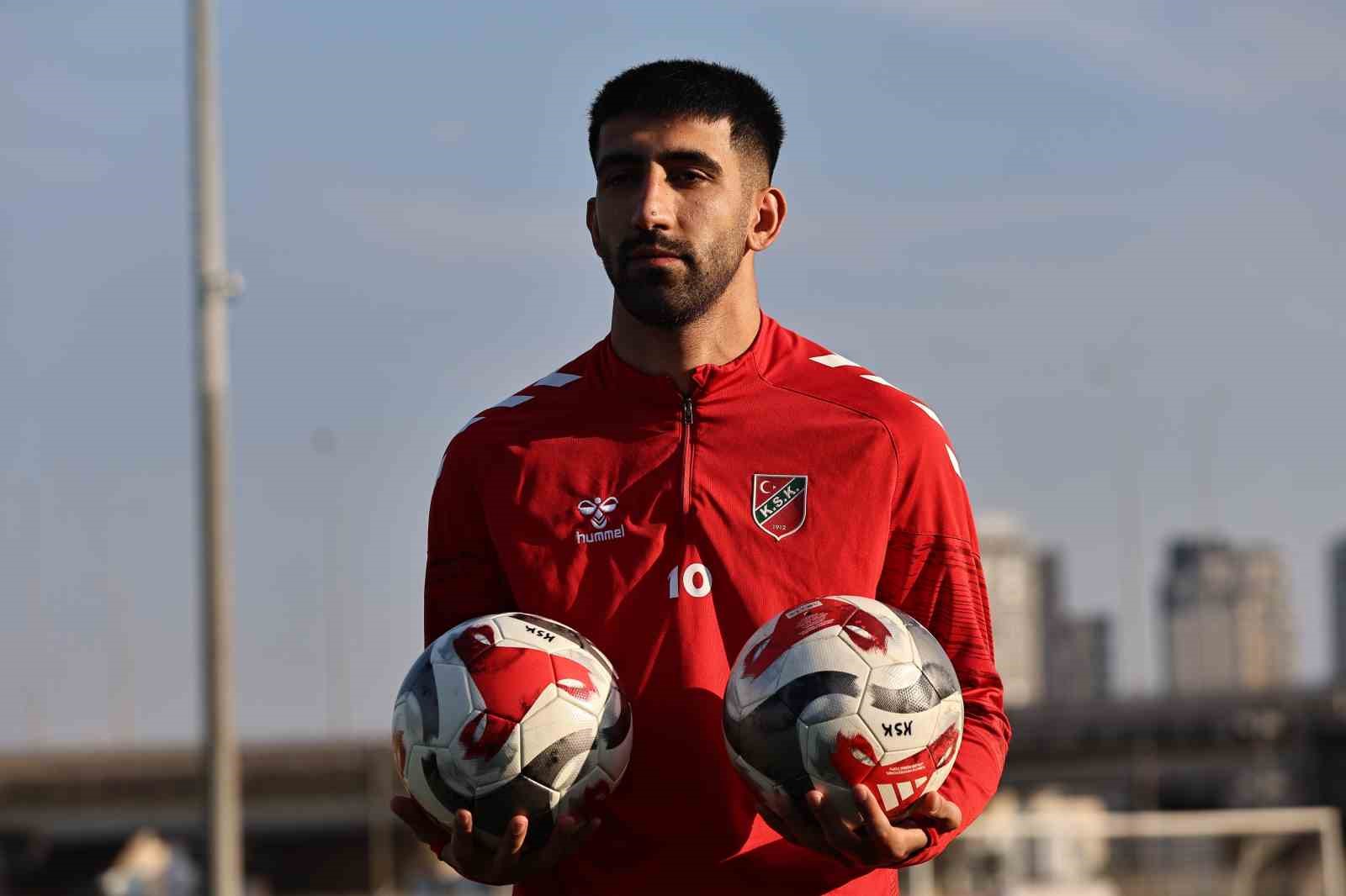 karsiyaka-erhan-ozturk-ile-yeniden-anlasti