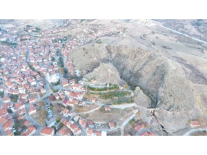 Eskigediz Beldesi Karantinaya Alındı