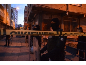 Esenler’de Çöken İstinat Duvarı Havadan Görüntülendi